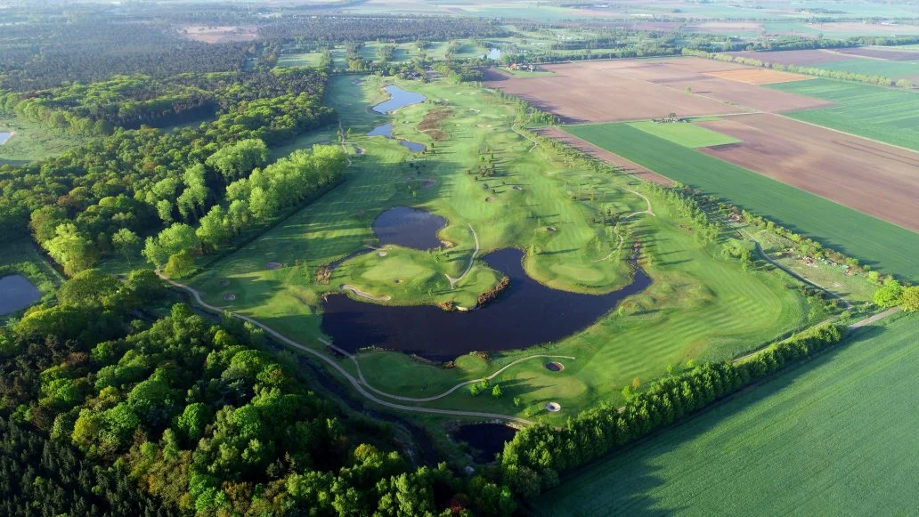 Luchtfoto van een hole bij Prise d'Eau